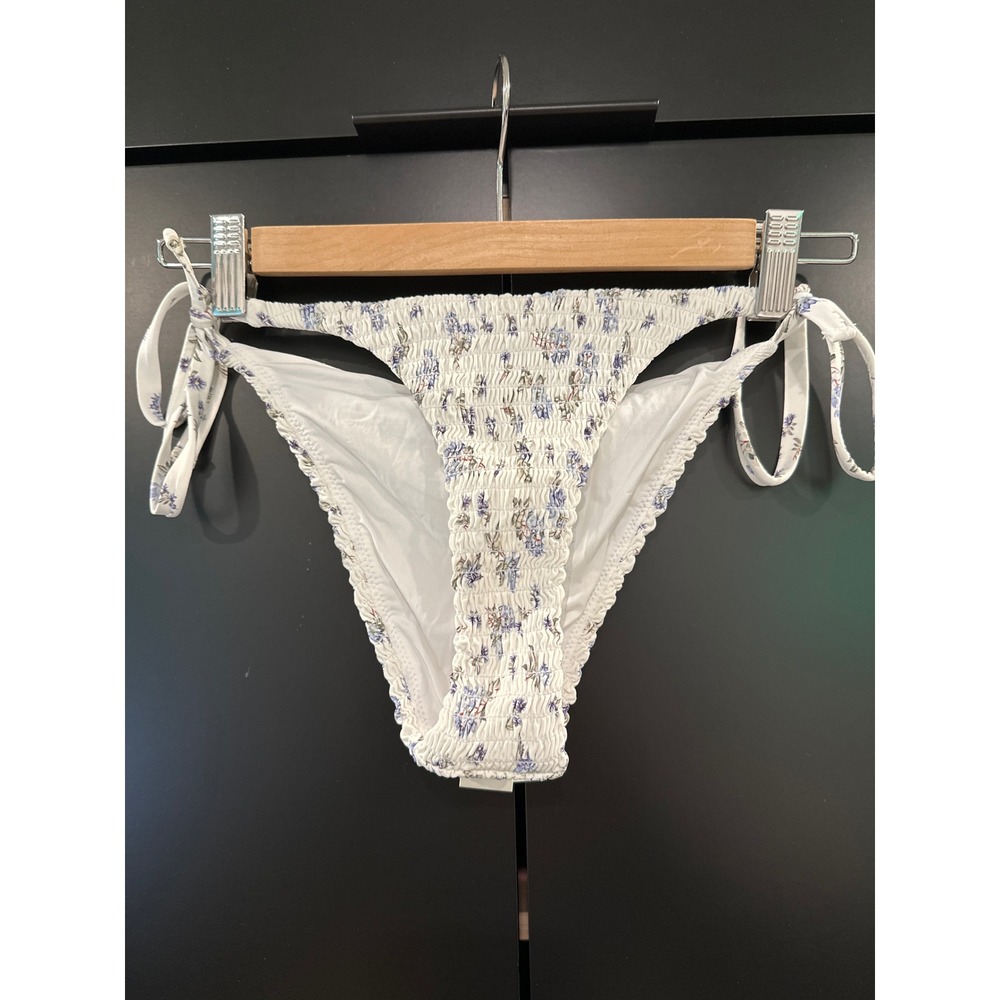AQUA Swim Floral Smocked Side Tie Bikini Bottoms‎ White Blue Small AQFF23704